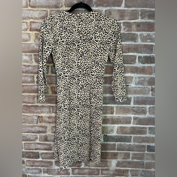 Bcbg dress XS in great condition. - Picture 2 of 3